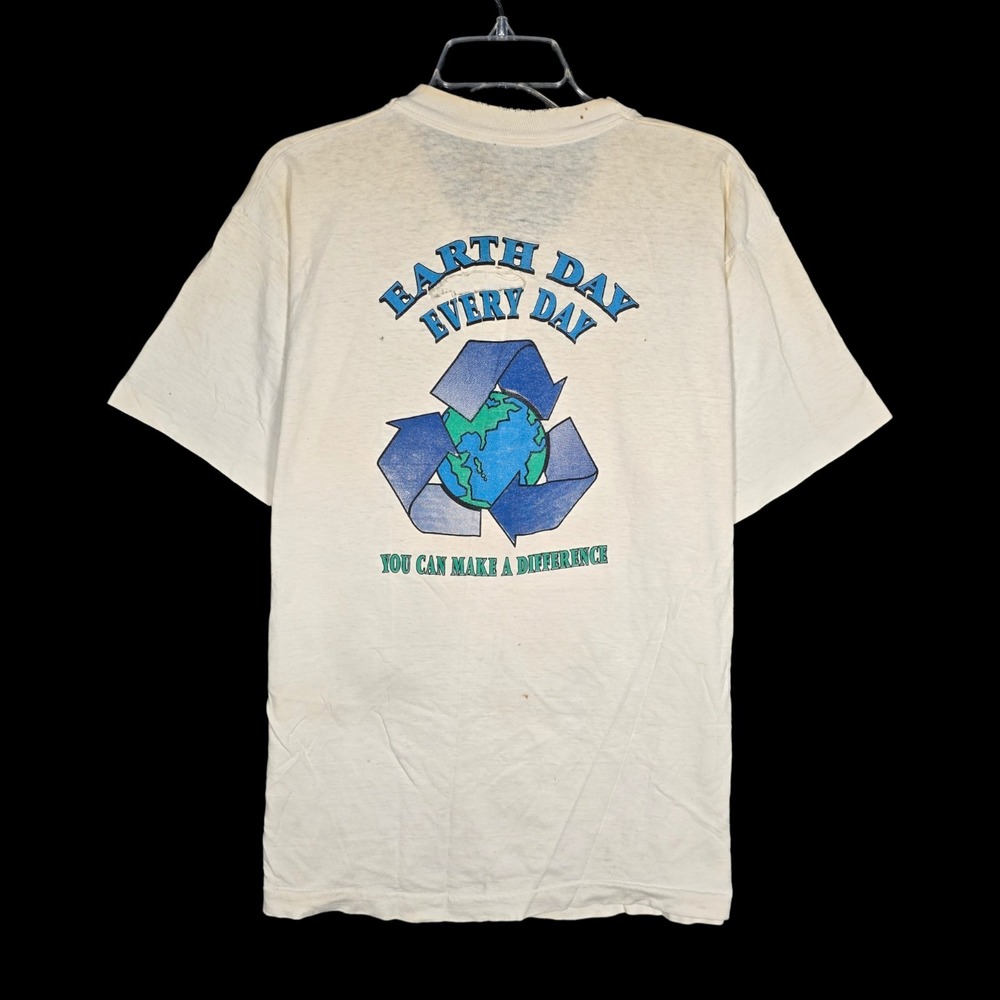 Vintage 80s Earth Day T-Shirt Mens XL Recycle Every Day Distressed Thrashed